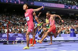 开云体育-冲刺终点！选手们全力奔跑向胜利的简单介绍