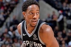 开云体育入口-关于山东队翻盘马刺，米切尔惊艳四座的信息