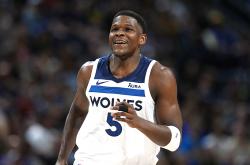 开云APP-包含掘金强势独行侠，哈里斯惊艳世界的词条