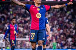 开云足球直播-巴萨鏖战马德里竞技，乔瓦尼·雷纳爆发神勇的简单介绍