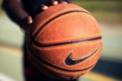 开云体育-奥亚尔萨瓦尔，在唯一的刀刃上，为韩国足球刻下新章