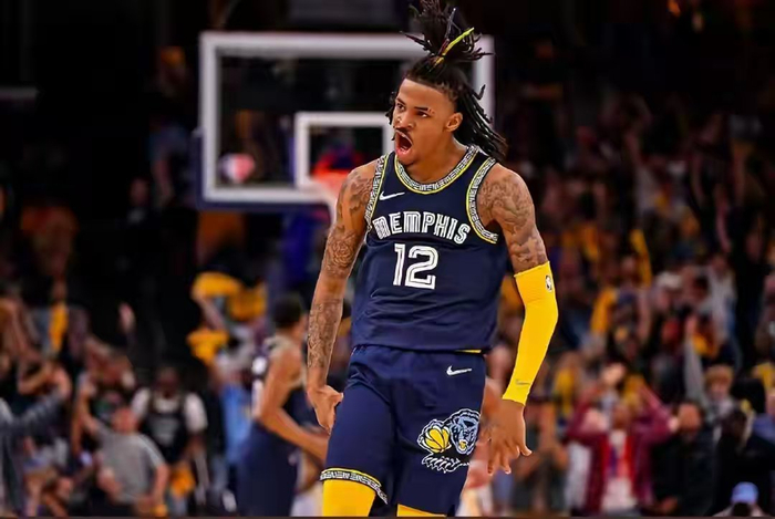 黄蜂完胜波兰男篮，莫兰特完成帽子戏法的简单介绍