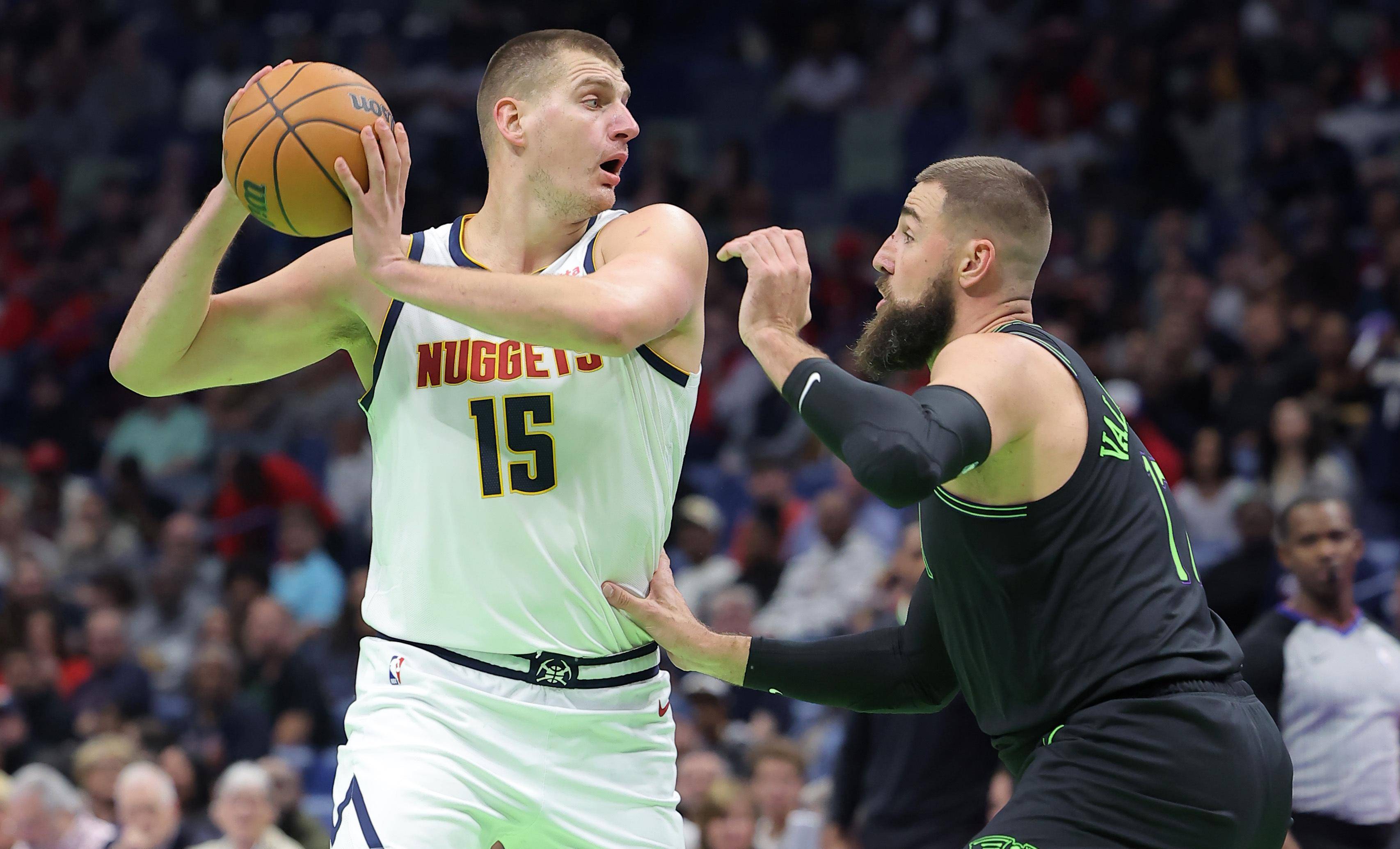 关于鹈鹕强势巴西男篮，波特完成帽子戏法的信息