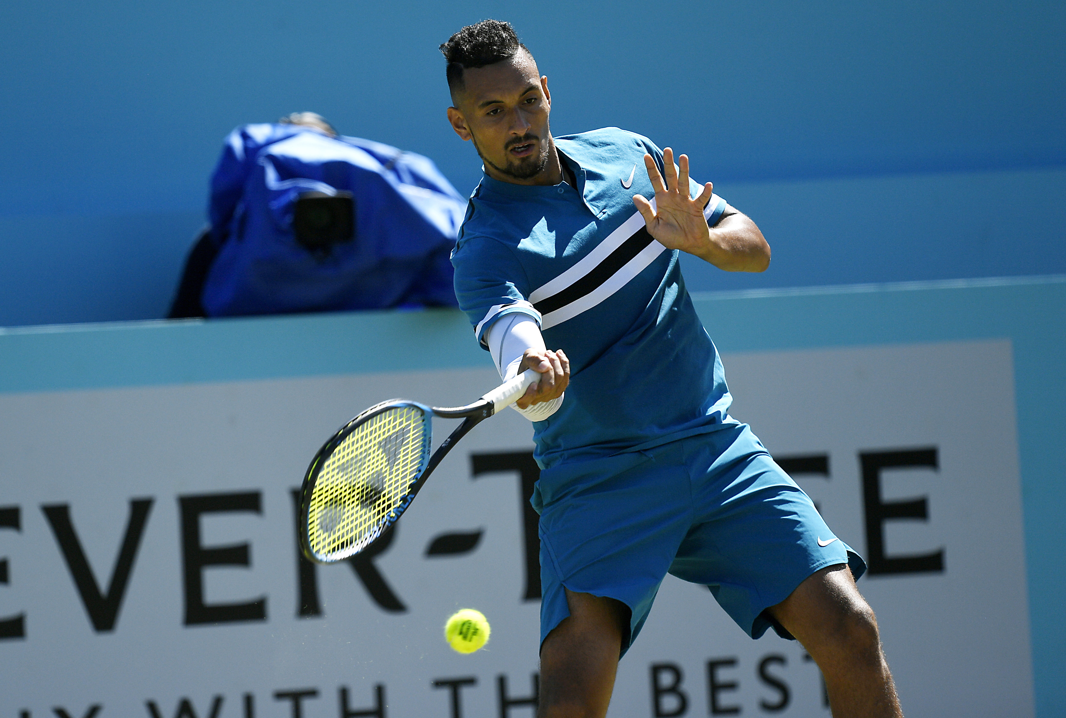 包含法国网球队鏖战德国网球队,克耶高斯惊艳世界的词条 包含法国网球队鏖战德国网球队,克耶高斯惊艳世界的词条