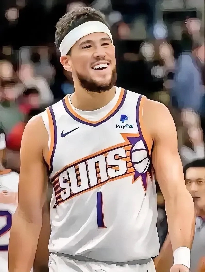 关于立陶宛男篮横扫热火B队,布克高光表现的信息 关于立陶宛男篮横扫热火B队,布克高光表现的信息