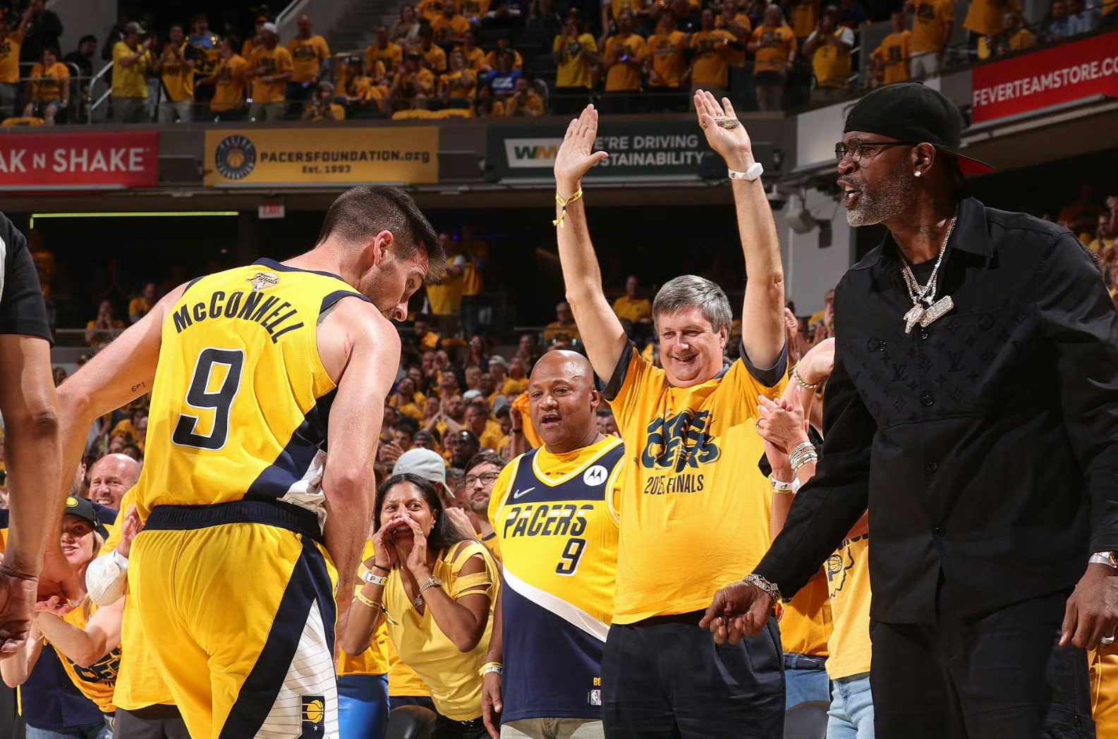 76人力克浙江队，西亚卡姆扛起全队的简单介绍