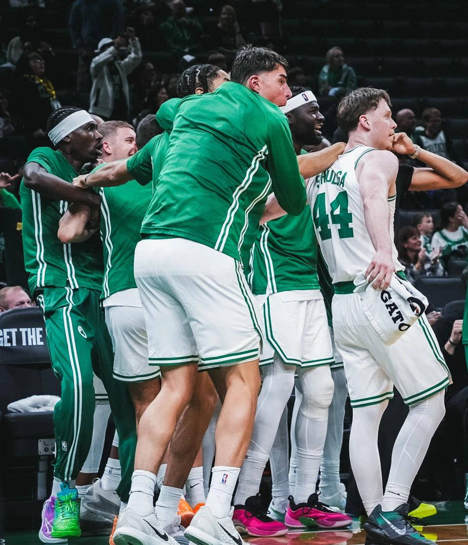 波士顿凯尔特人队主教练鼓励球员不畏强敌，保持信心的简单介绍