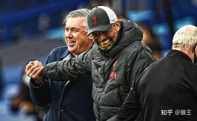 利物浦教练场边指挥，战术调整奏效的简单介绍