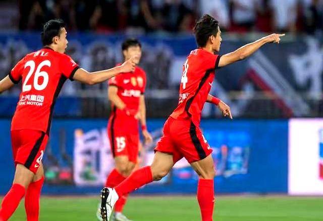 关于北京人和客场击败山东泰山，豪取客场胜利的信息