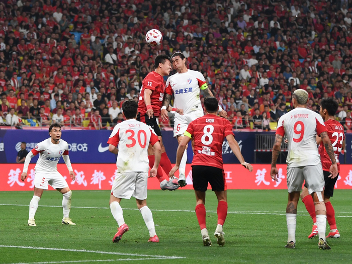 中国足球联赛战绩亮眼,赛事备受瞩目的简单介绍 中国足球联赛战绩亮眼,赛事备受瞩目的简单介绍