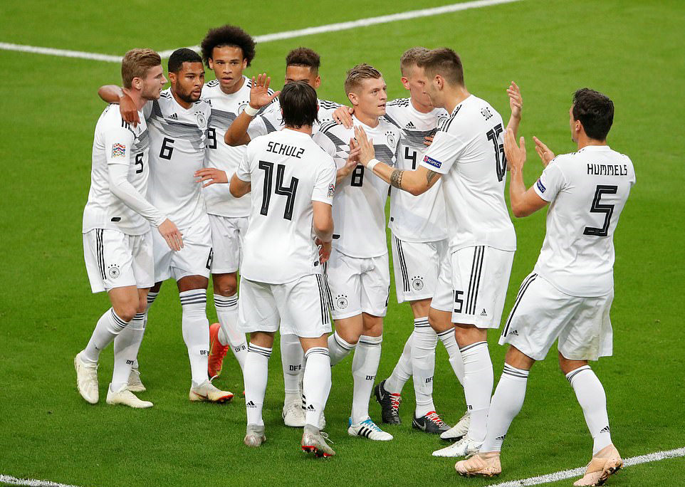 德国队逆转法国队，马龙惊艳四座的简单介绍