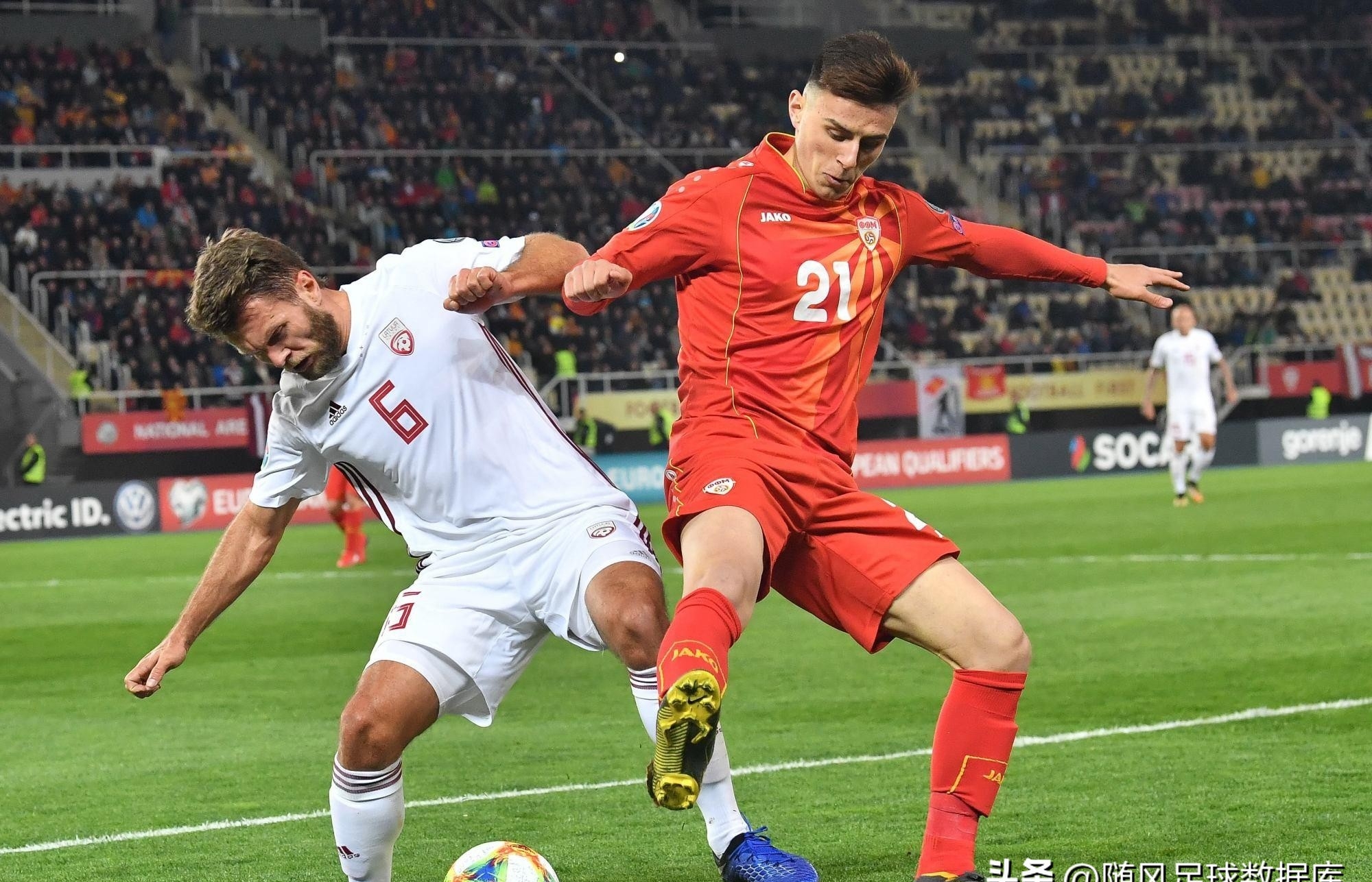 包含保加利亚队夺得宝贵分，晋级前景看好的词条