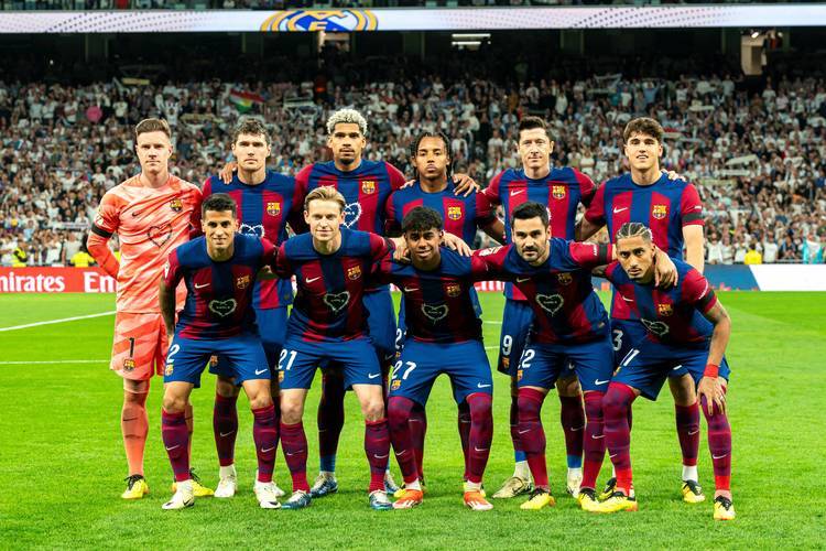 塞维利亚主场连续轮不败，巴塞罗那战平阿拉维斯的简单介绍