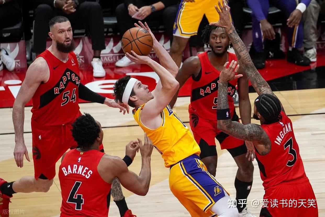 湖人B队绝杀猛龙,麦科勒姆三分雨点燃全场的简单介绍 湖人B队绝杀猛龙,麦科勒姆三分雨点燃全场的简单介绍