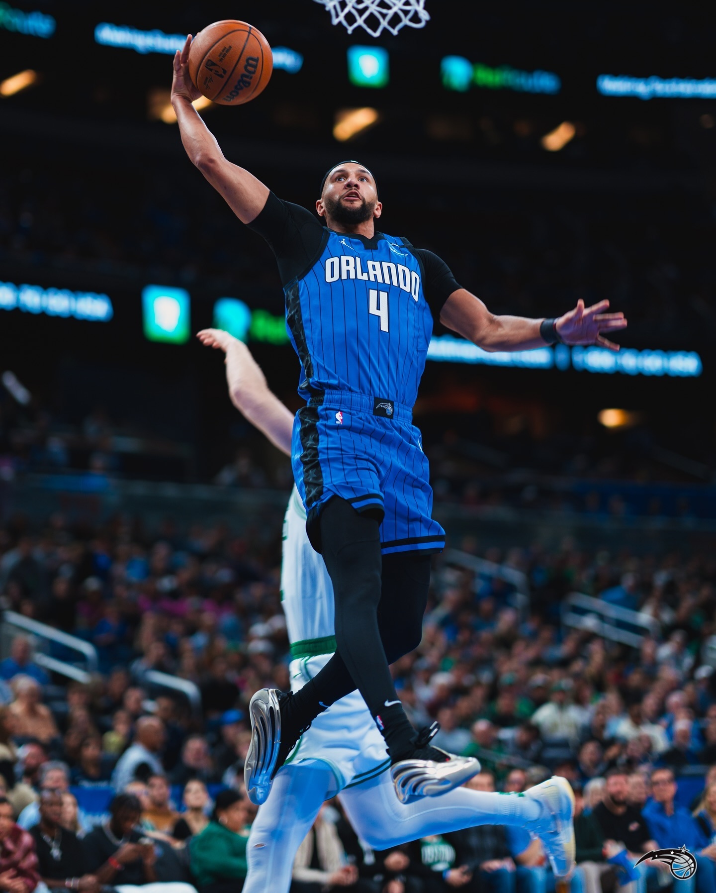 凯尔特人逆转鹈鹕，西蒙斯一己之力扛起全队的简单介绍