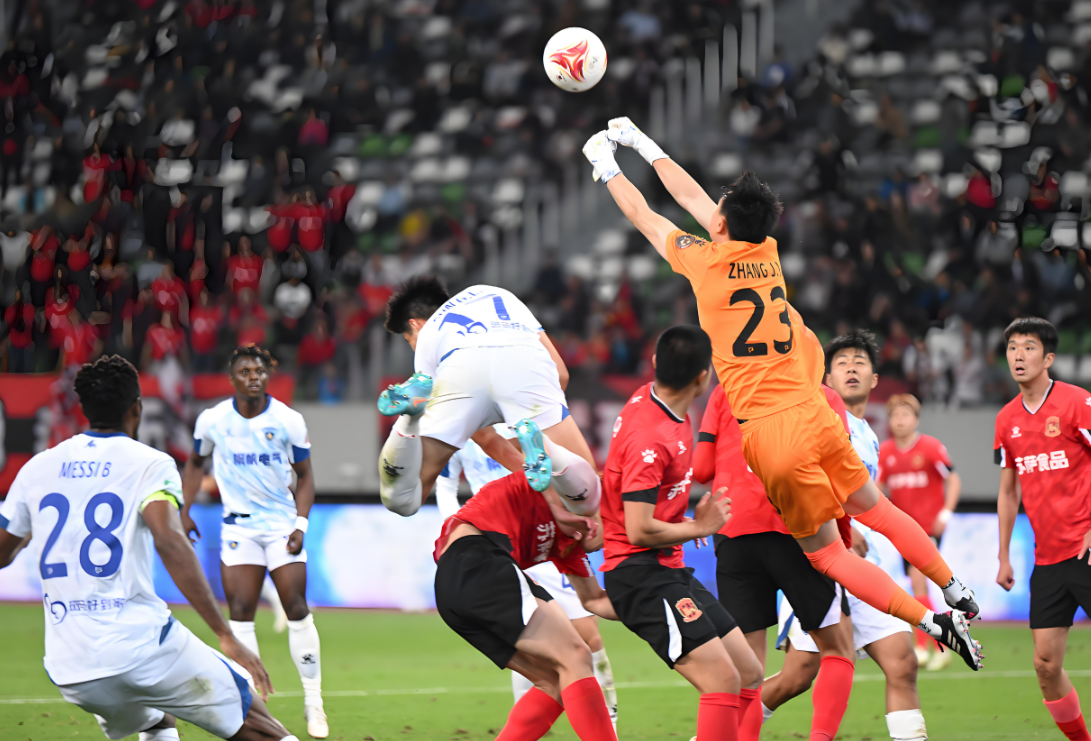 包含新疆队外援受伤，困境难突破的词条