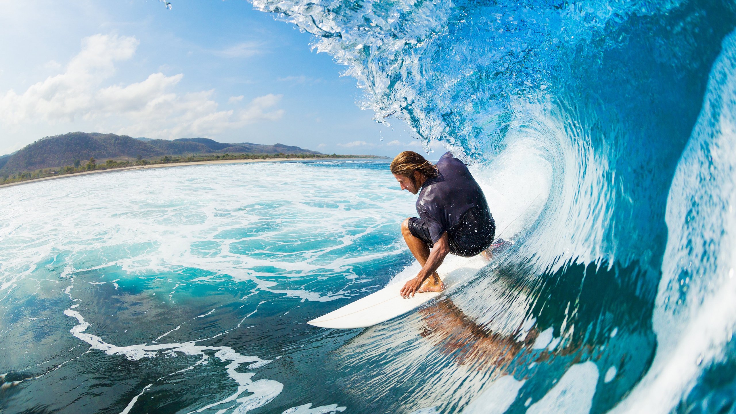 赛道上的艺术，阿隆索高光演绎，梅赛德斯完胜哈斯车队的战术启示