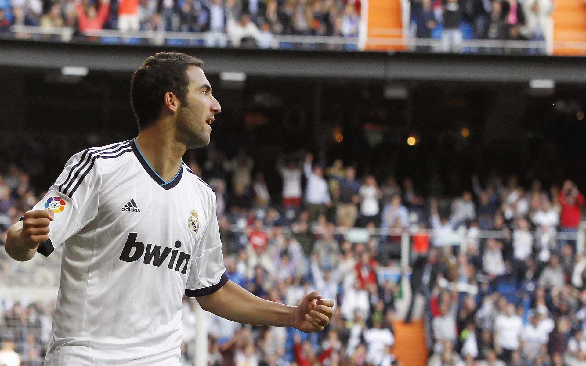 安菲尔德风暴，劳塔罗关键一击，利物浦正面击溃韩国劲旅