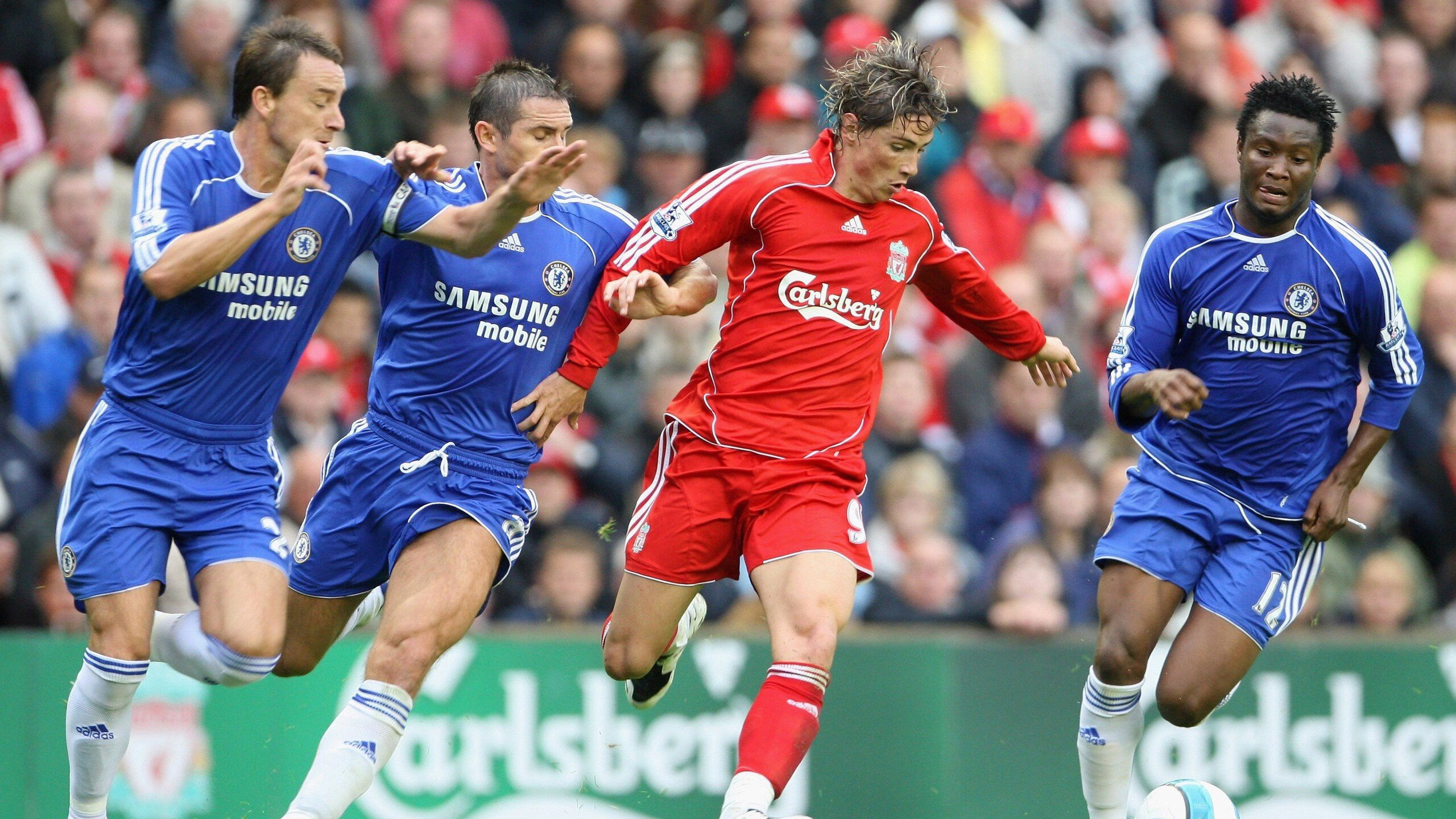 绿茵与草场，当曼联鏖战乌拉圭